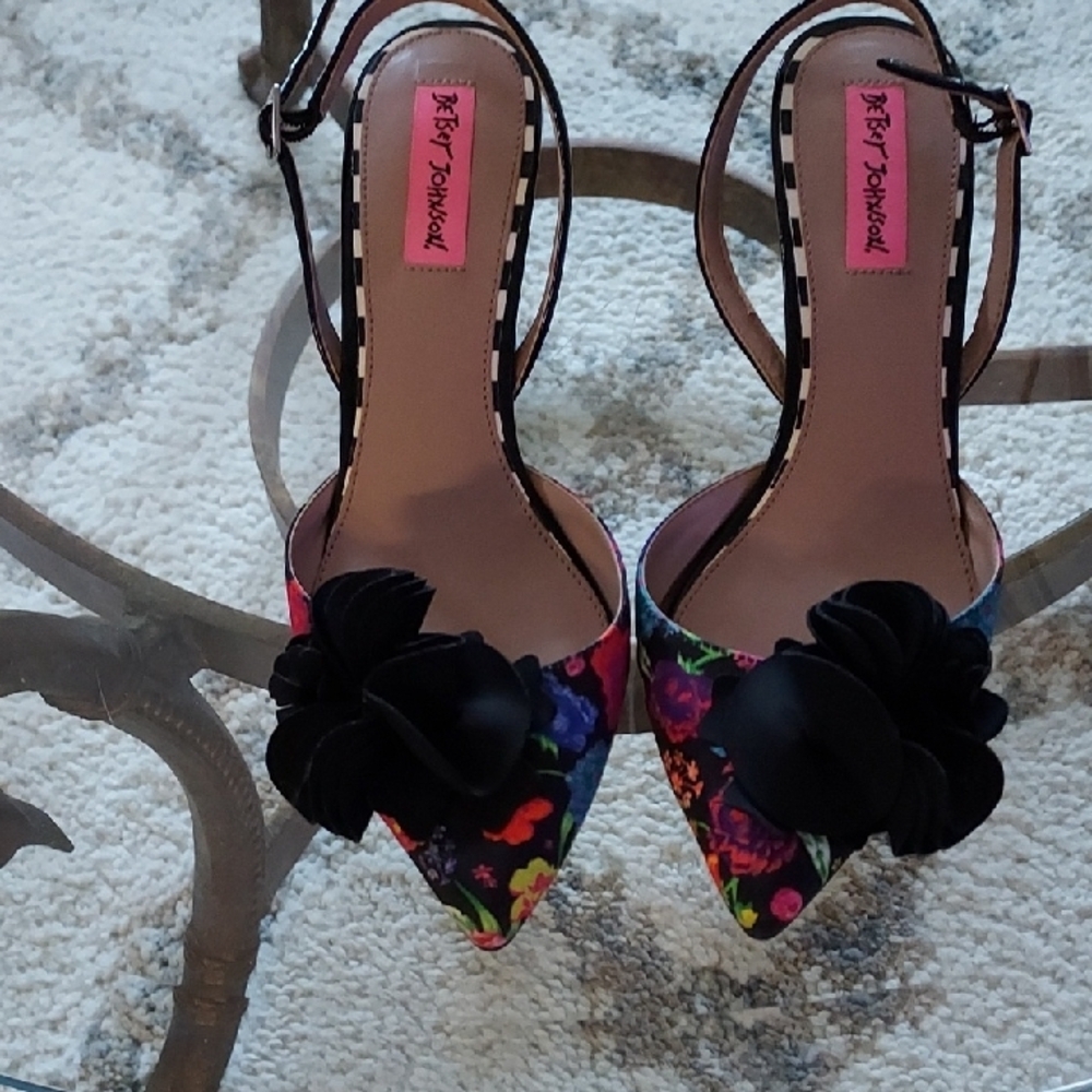 Betsey Johnson Black Floral Heels
